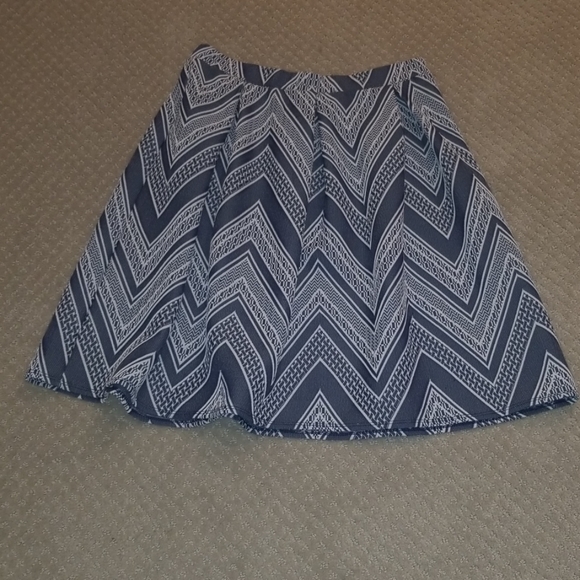 Joe B Dresses & Skirts - Grayish/Blueish & White Skirt